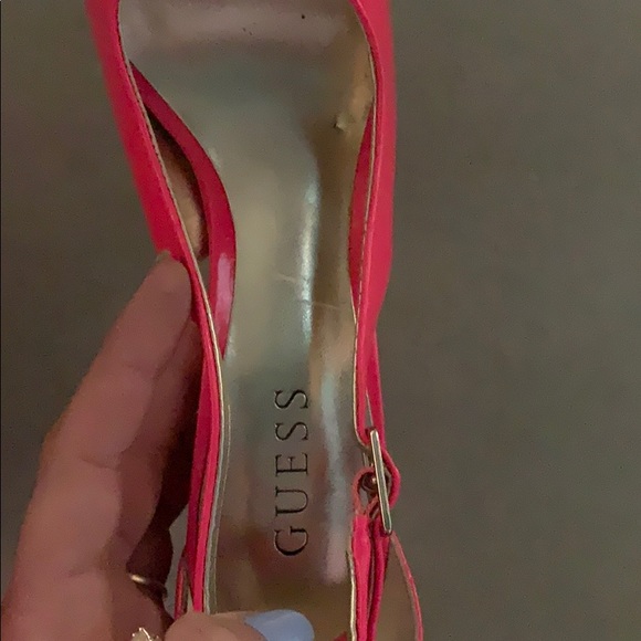 Guess Hot pink high heels - Picture 2 of 6